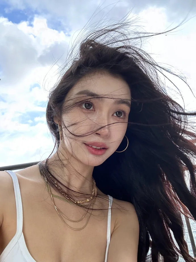 好爱梦玲的怼脸拍