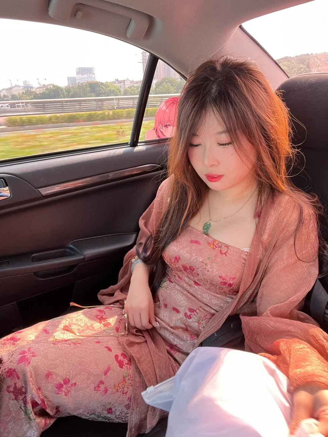 今天出去玩啦！穿的画报夫人！🥰