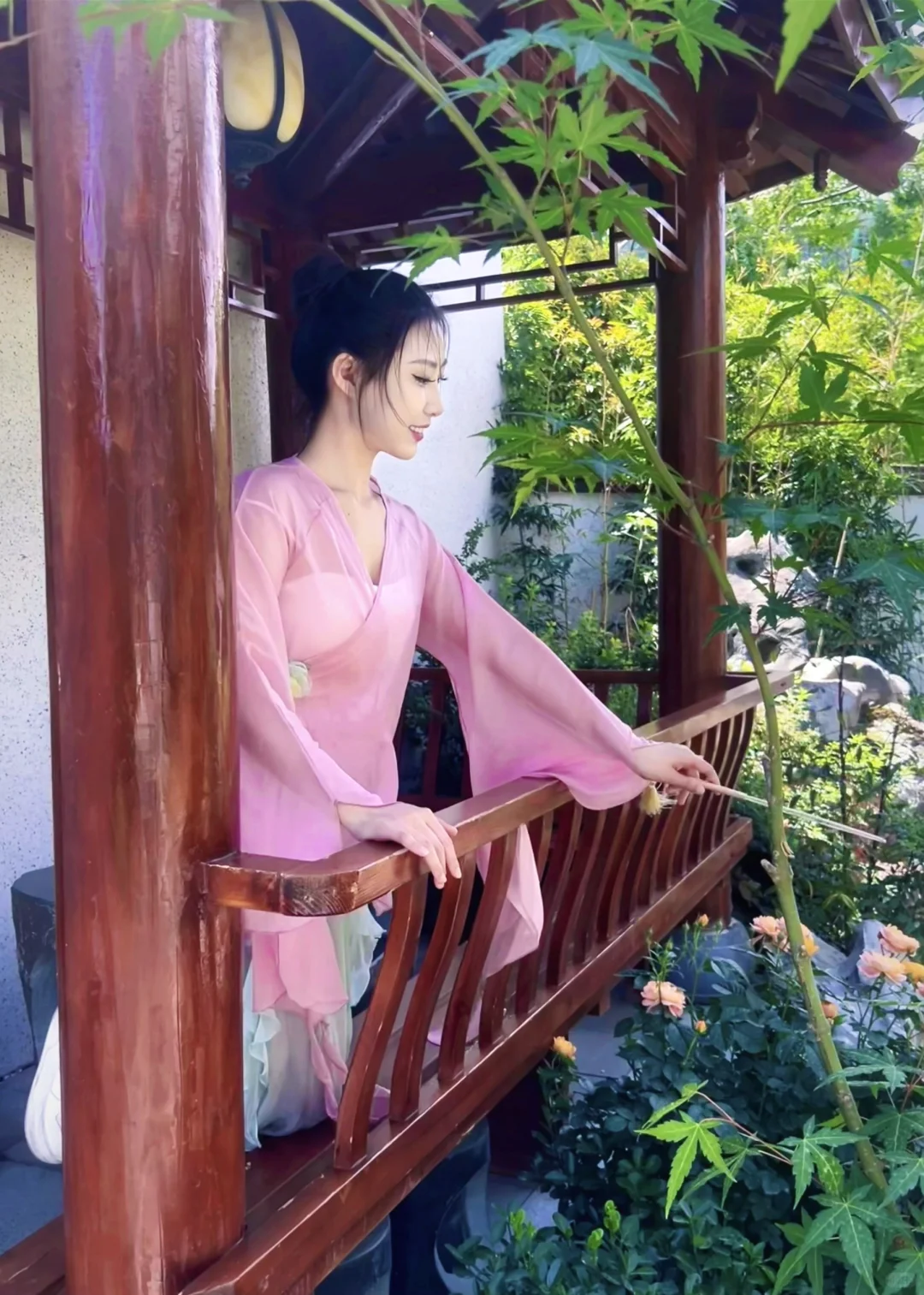 女大出游