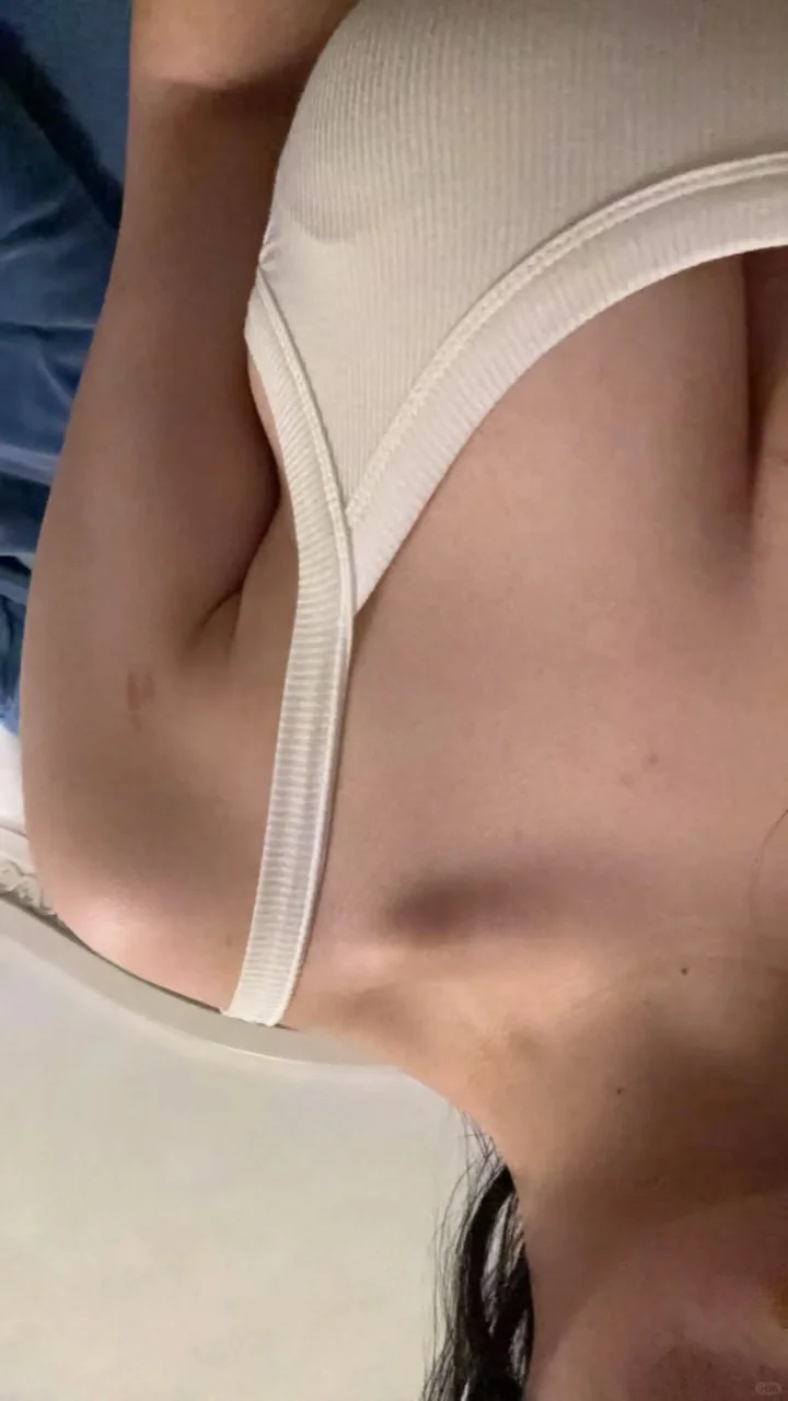 奶呼呼的胸到底是谁的！？
