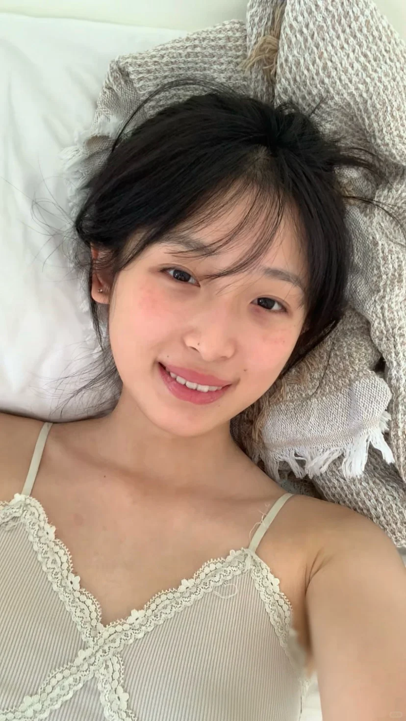 一直觉得素颜更有生命力
