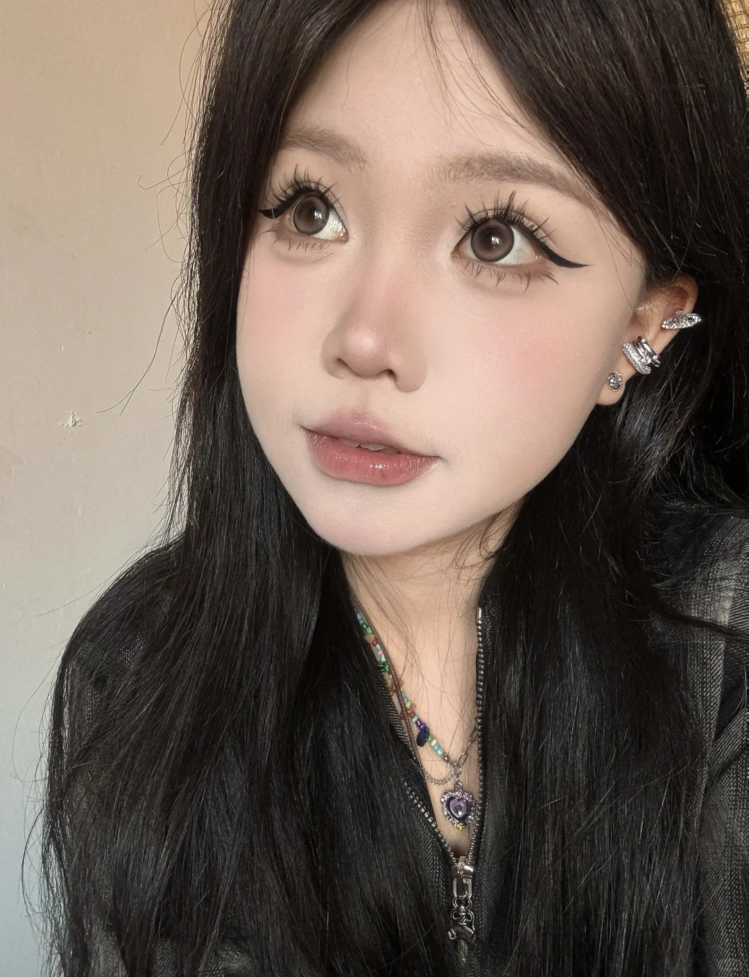 这是我们浓人眼里的淡妆