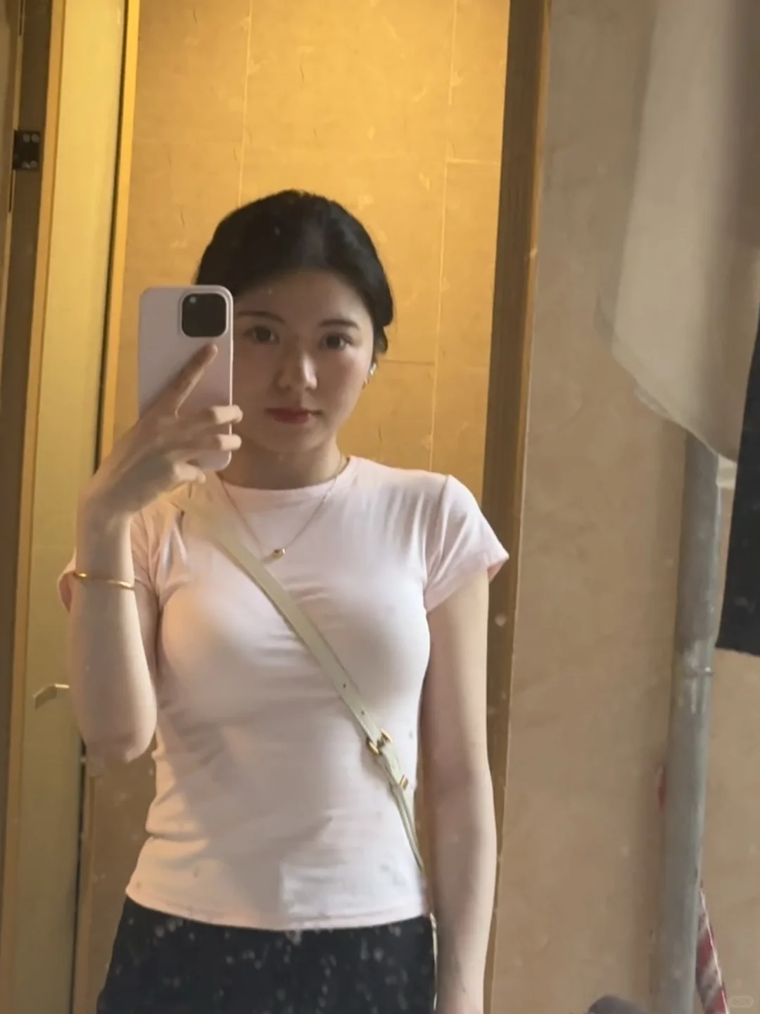 重庆妹子，少女感的尽头是养生和少吃