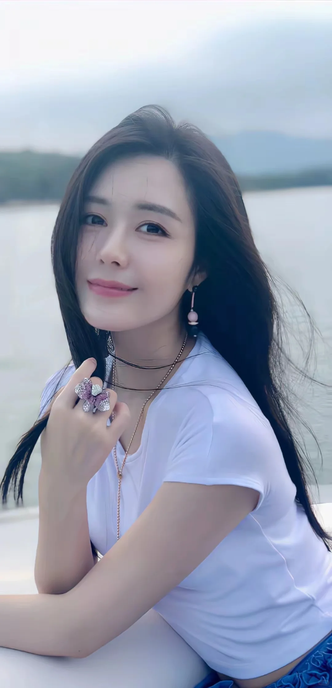 汤晶媚：这是你喜欢的小姐姐吗？
