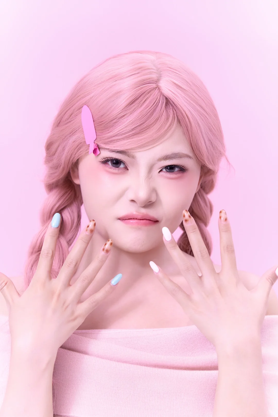 拍到甜妹儿啦！！