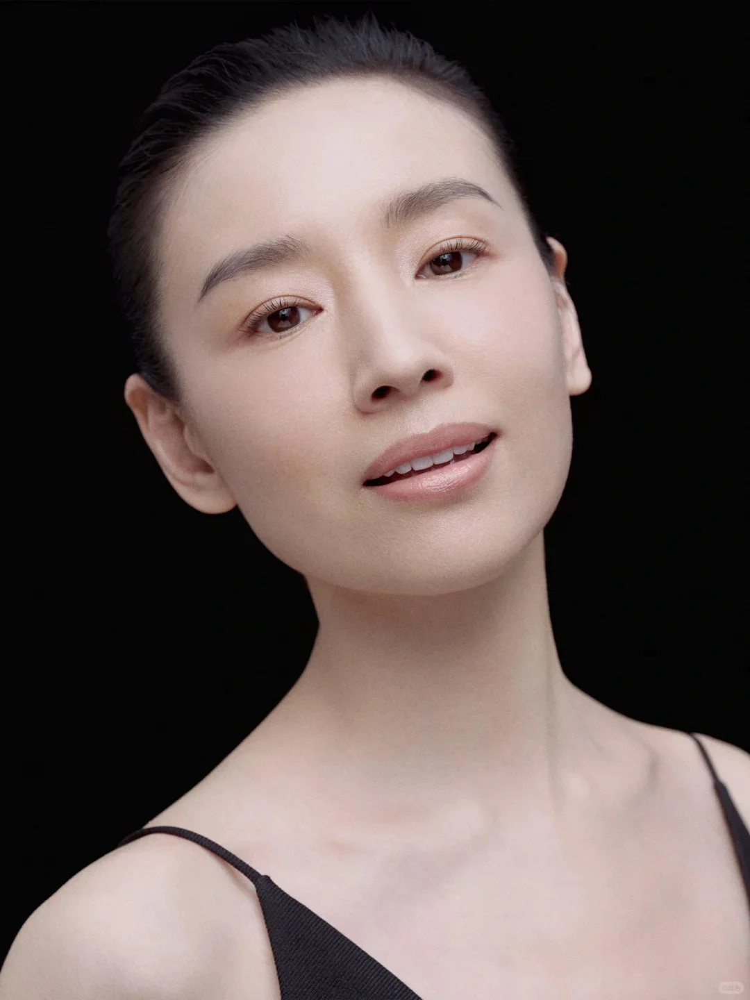 不愧是骨相感美人！