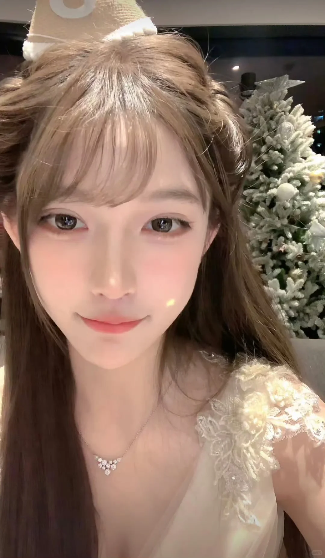 Qanna清纯白月光美女风