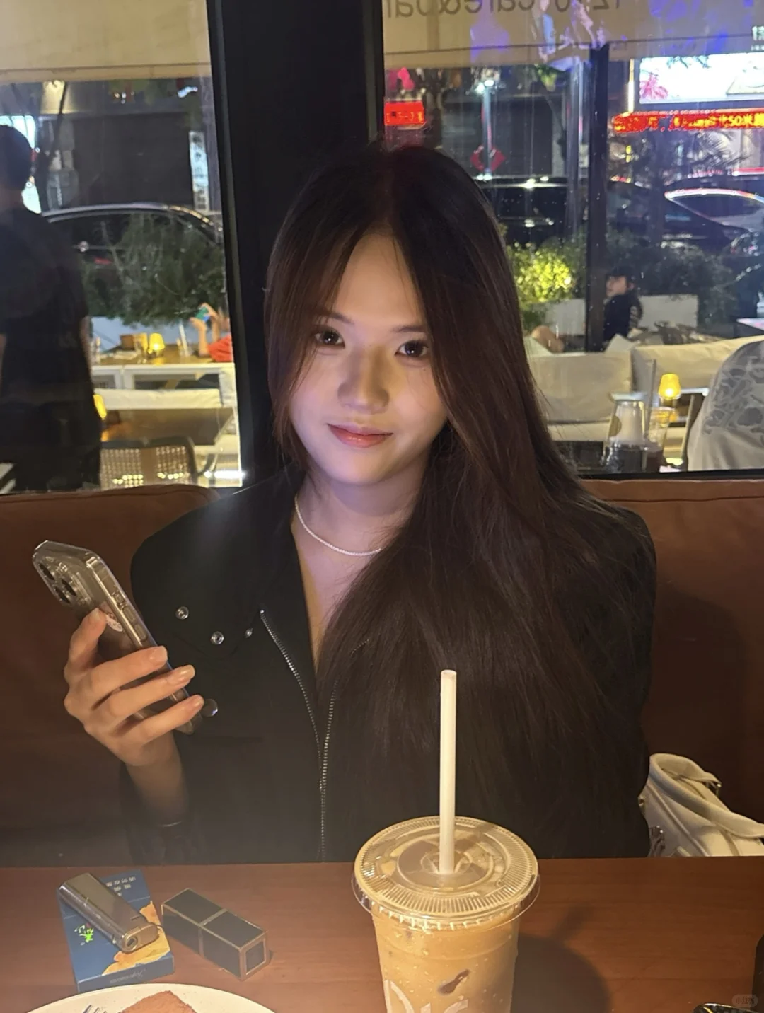 想问一下，长成这样算小美吗