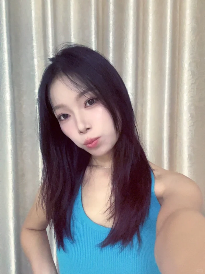 不是美女 就是爱化妆
