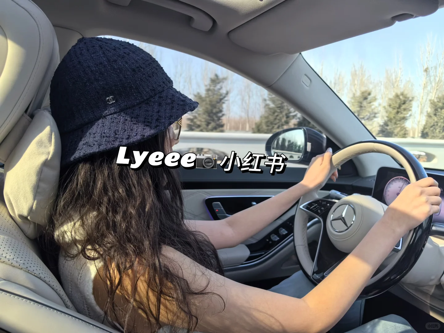 ENFP 迷人的富士女摄