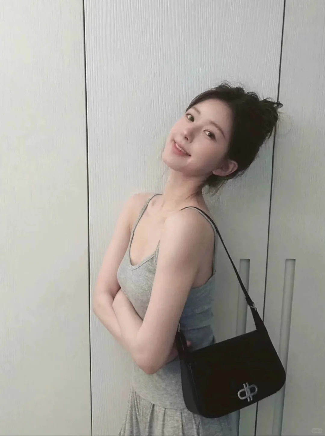 天哪她好美啊啊啊啊～～～