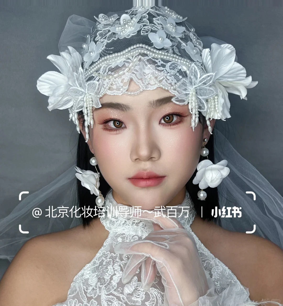 素颜妆的反差直接拉满～