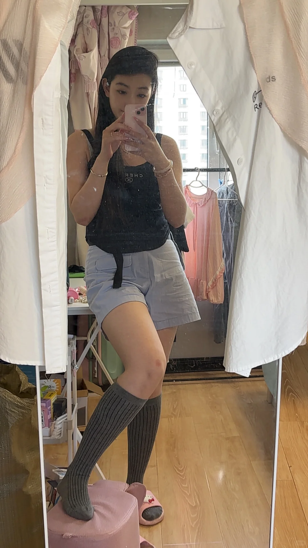 短裙配过膝袜、好显腿长！！！