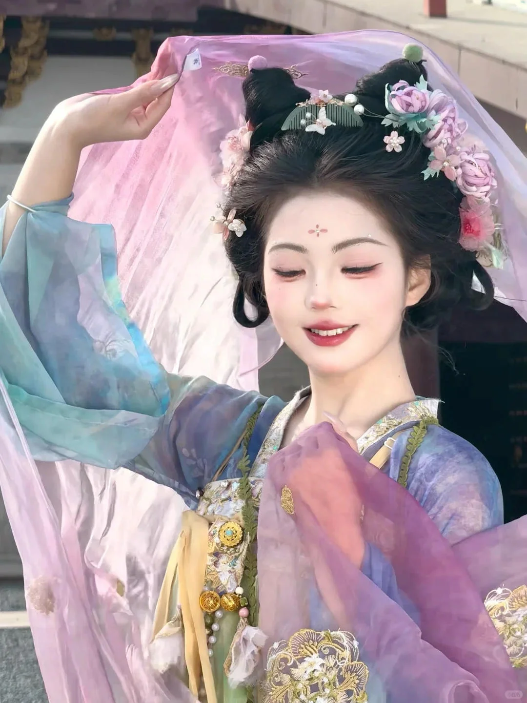 啊啊啊这妆造也太仙了吧！