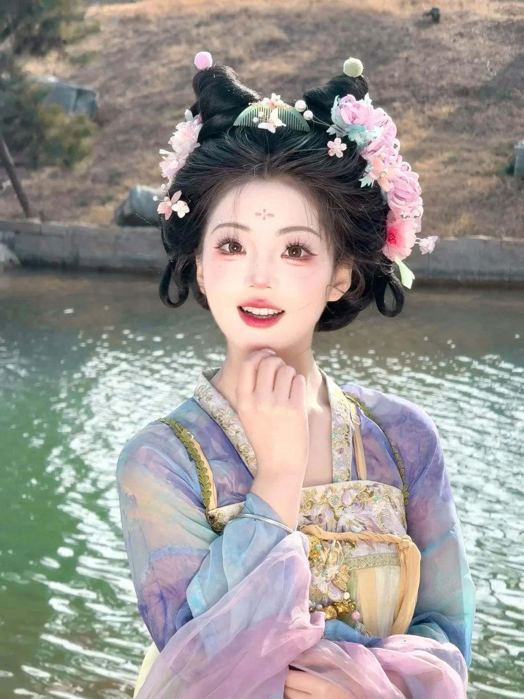 啊啊啊这妆造也太仙了吧！
