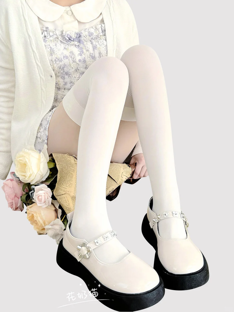 🌿奶白色过膝袜解锁JK少女的元气穿搭👒