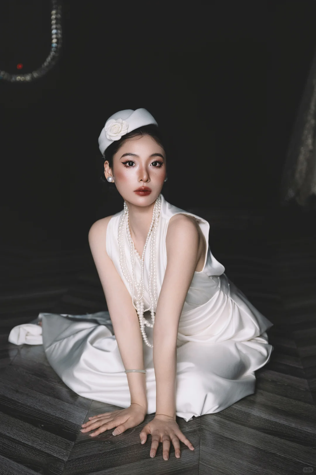 把赫本风焊在脸上✨ 复古妆容美到失语