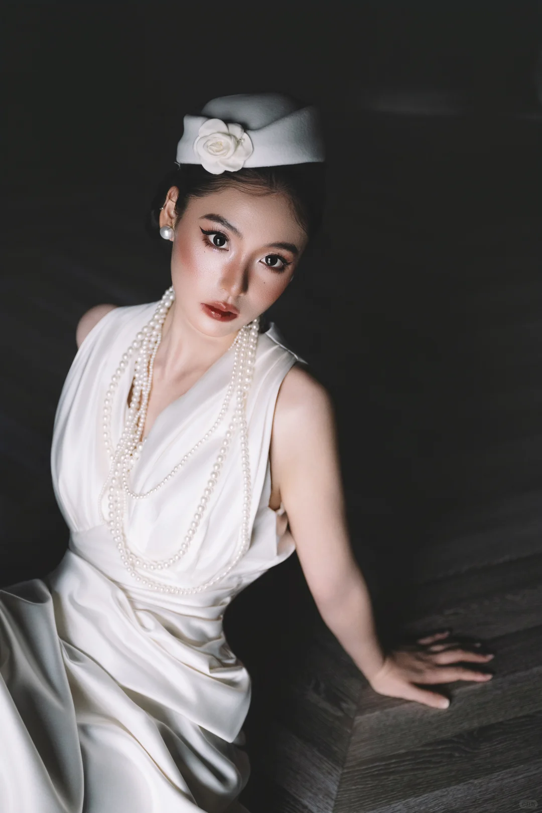 把赫本风焊在脸上✨ 复古妆容美到失语