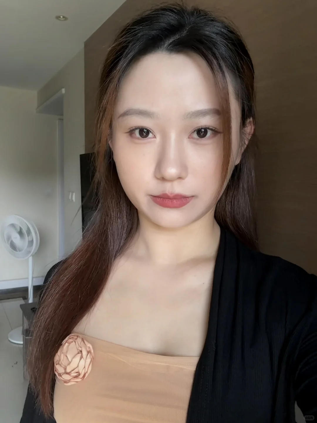 右滑看素颜对比…（别被吓到）