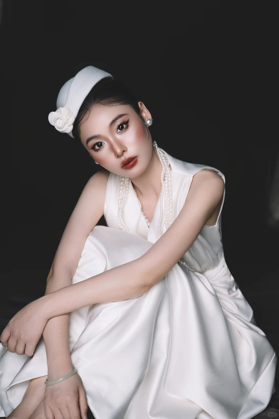 把赫本风焊在脸上✨ 复古妆容美到失语