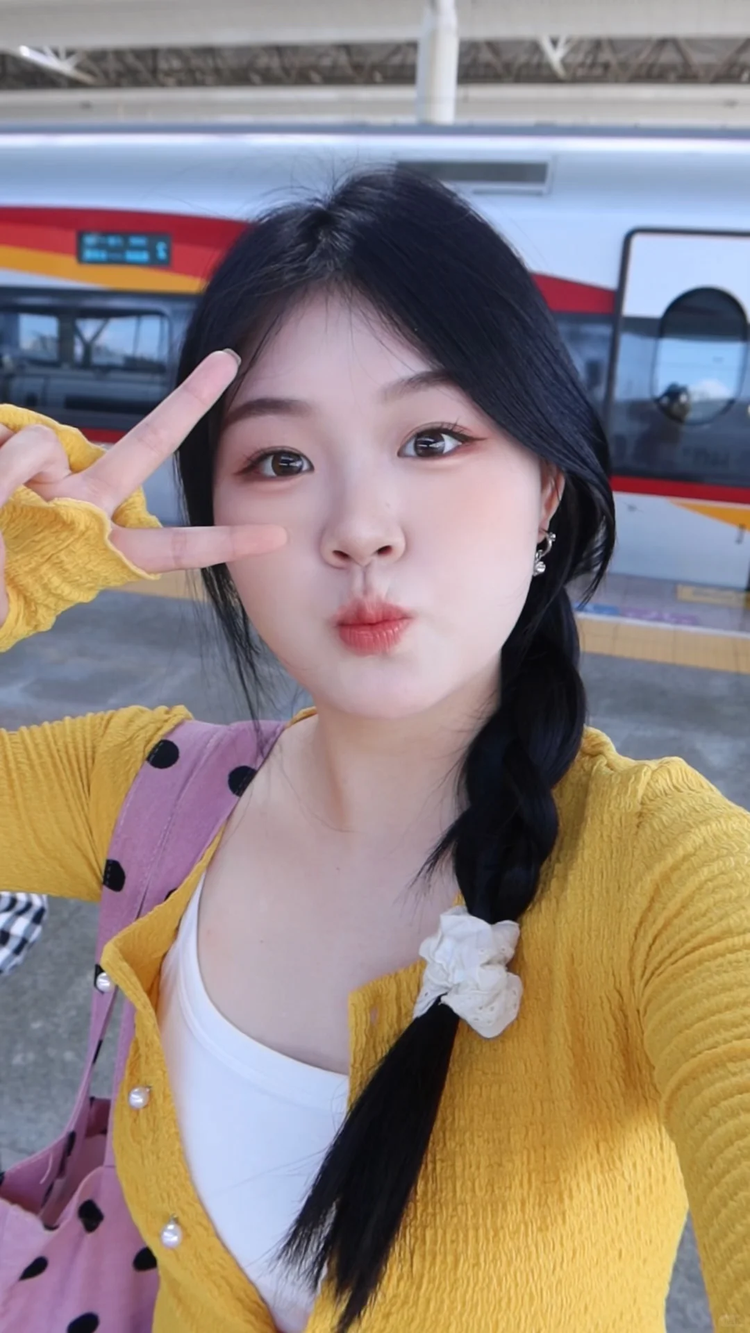 live小合集｜方圆脸妆越淡人越美！！