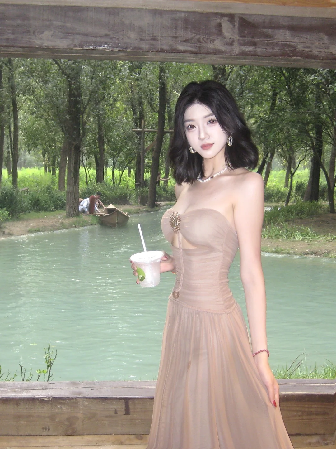 骨相微调，属于东方女性的温婉清冷感