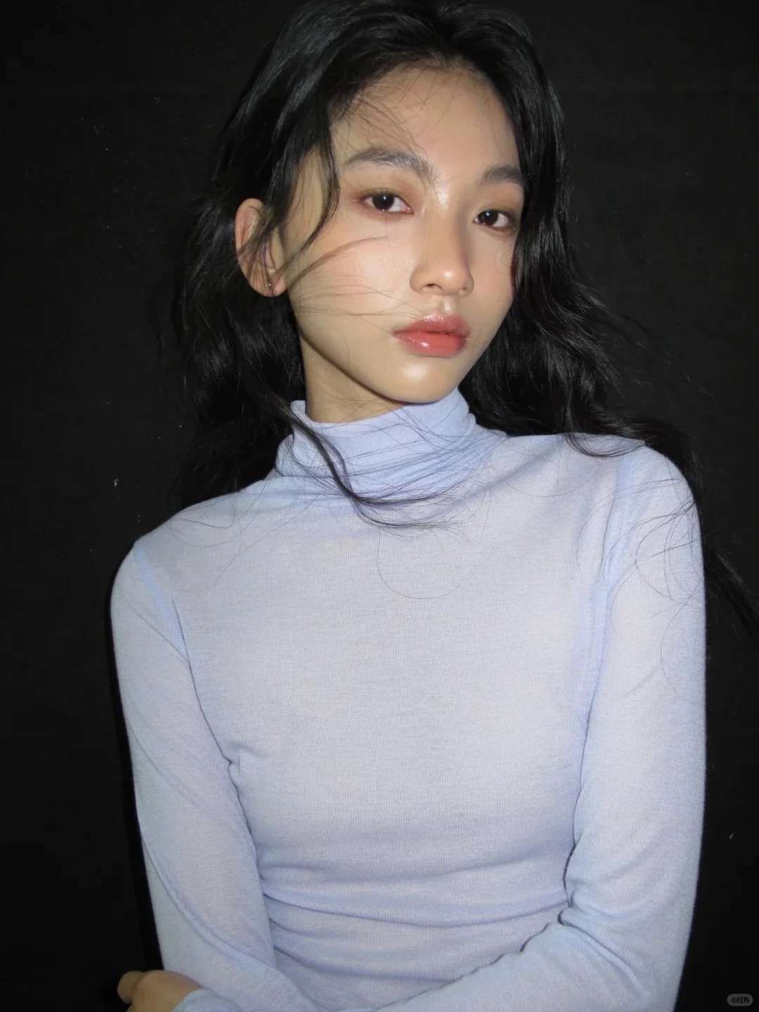 看看美女的右脸