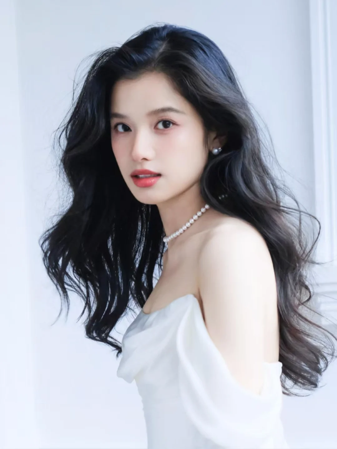 张婧仪面部分析｜95花里唯一的姐感大美女！