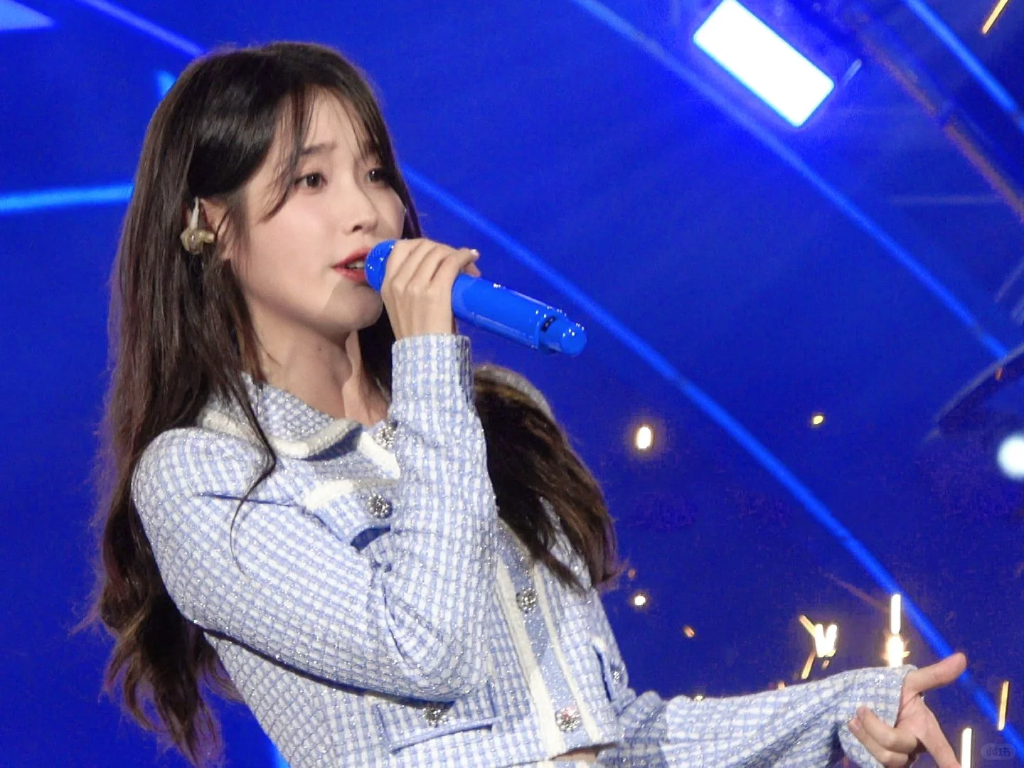 IU 横屏壁纸 💗