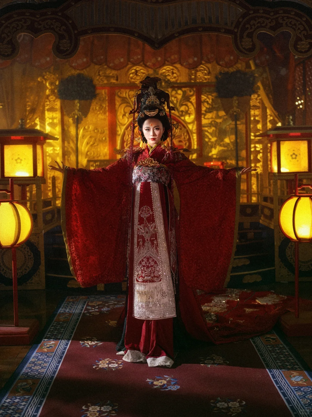 “从今而后，本宫就是天！”