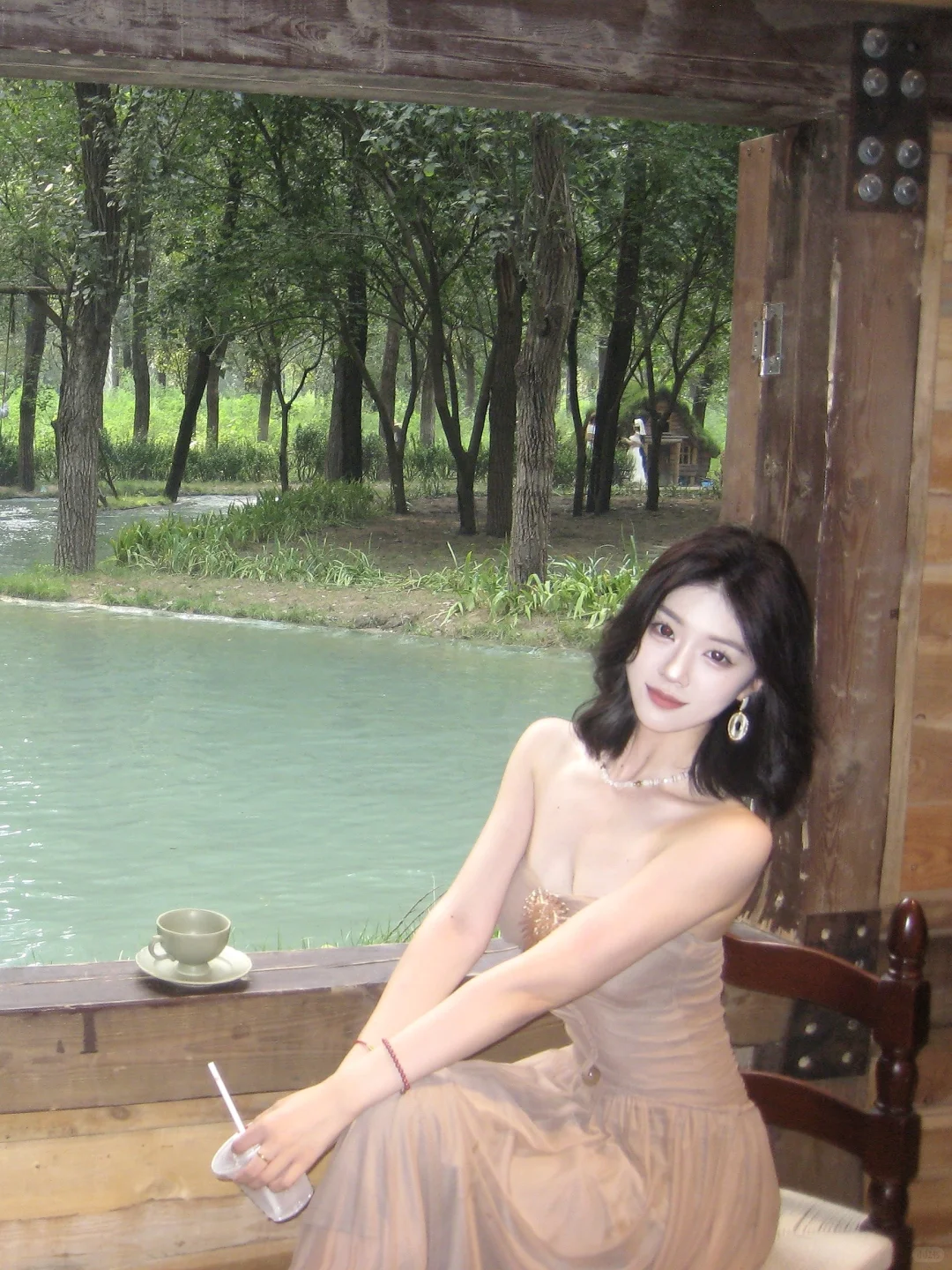骨相微调，属于东方女性的温婉清冷感