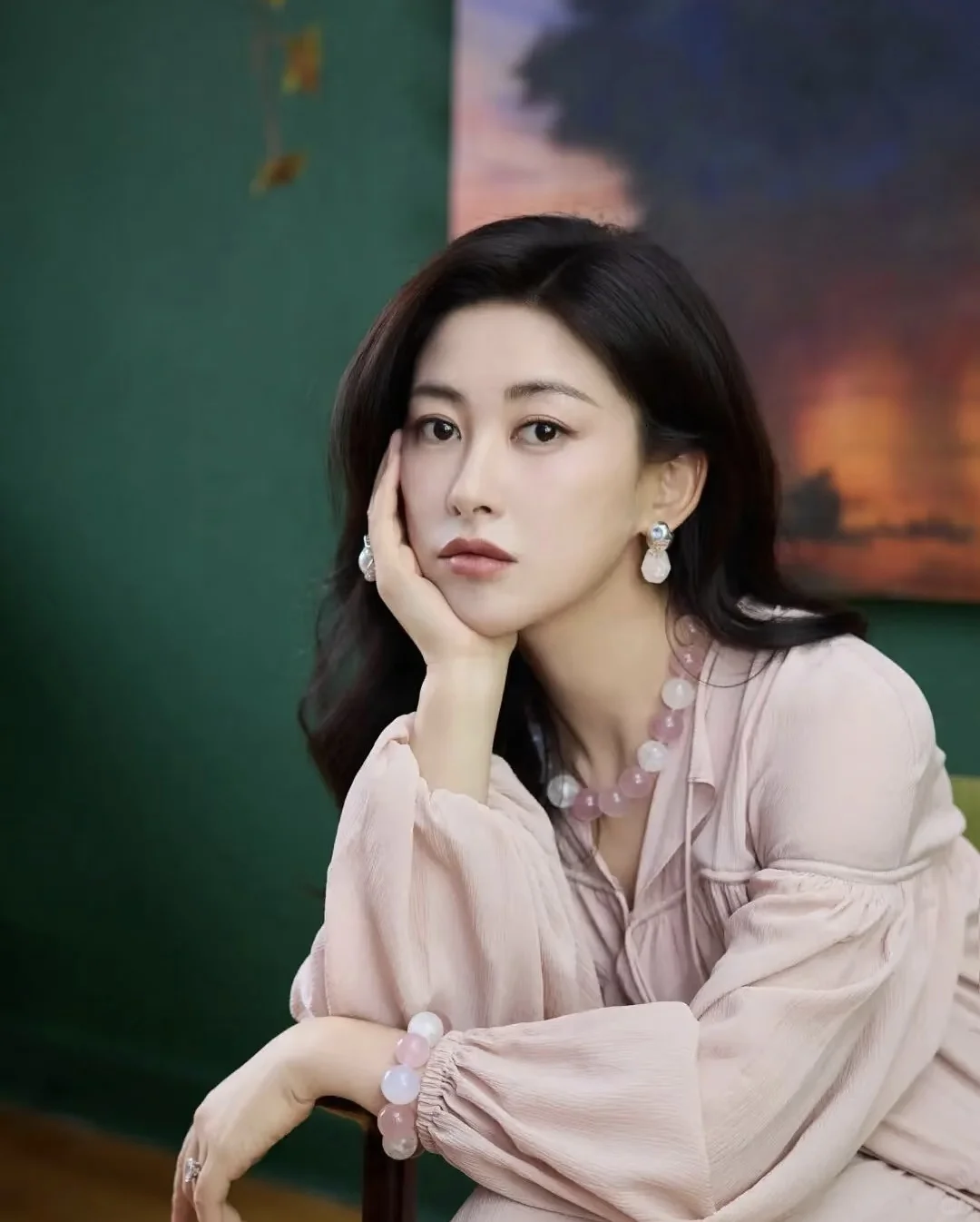 你值得拥有所有的美好，因为你本是天选之女