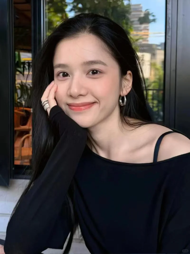 张婧仪面部分析｜95花里唯一的姐感大美女！