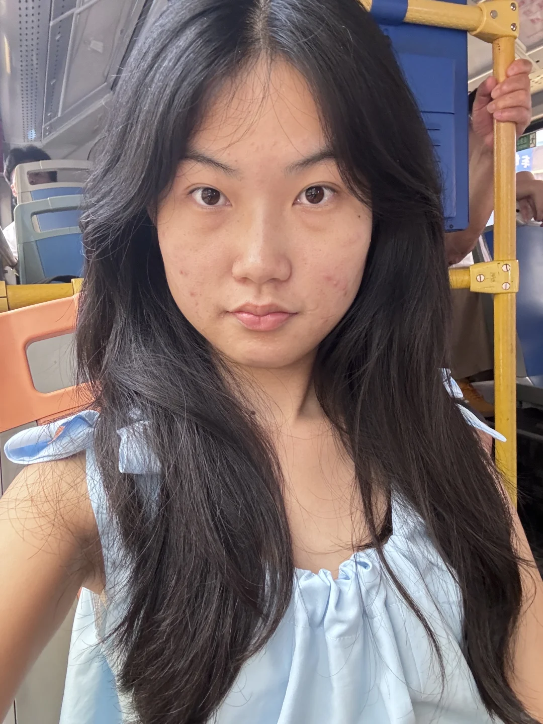 素颜照只敢在这里发