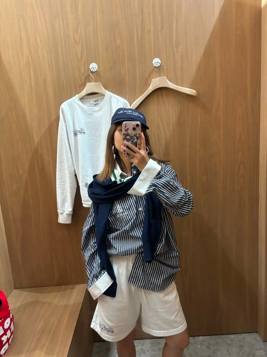 黄女松弛起来更迷人