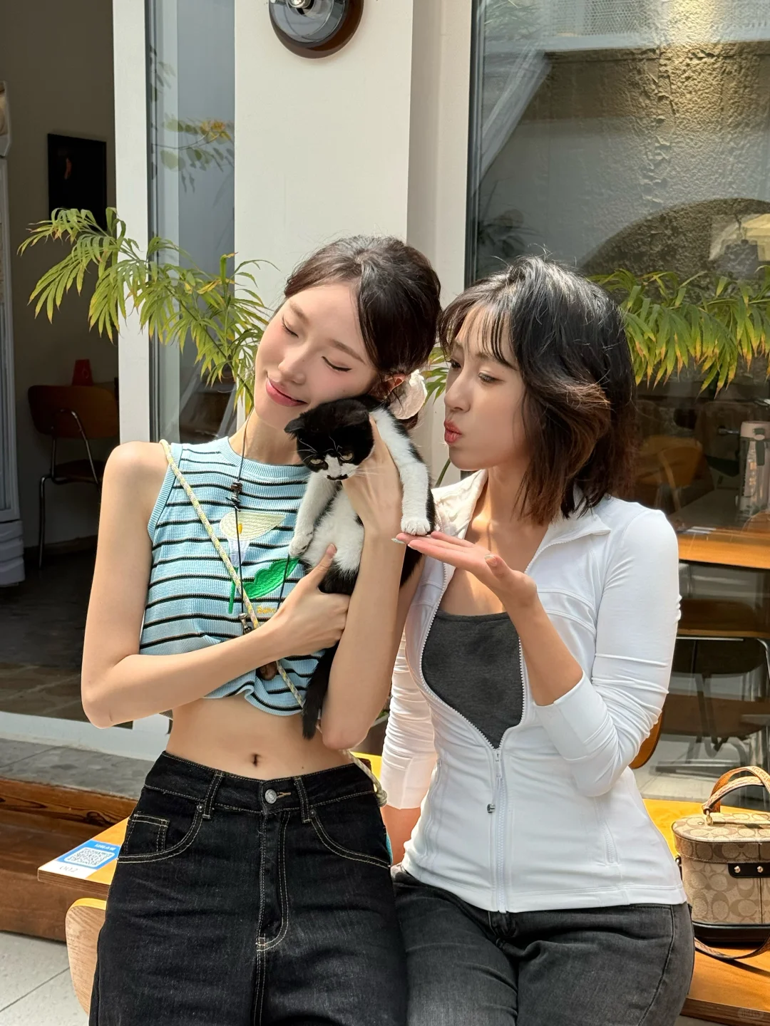 沃趣…这么爽的脸居然有四个！
