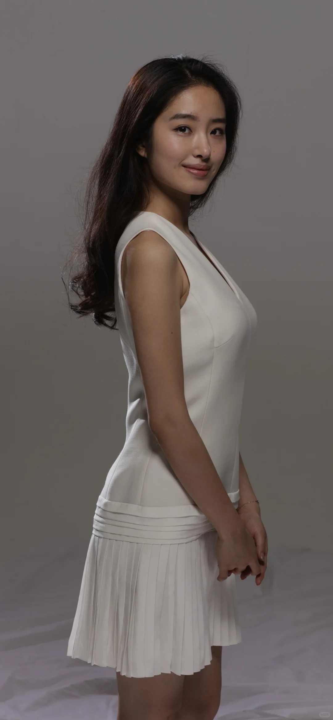 杨采钰知性而成熟的性感 美的 美的