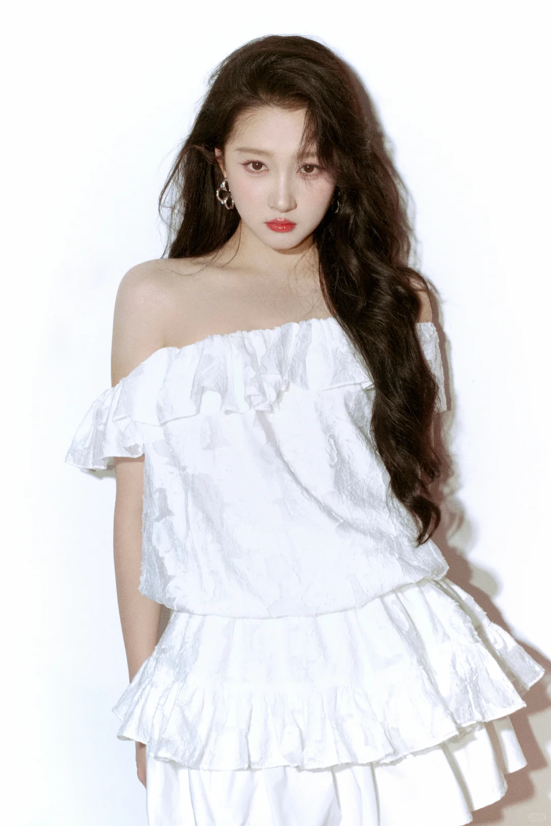 关晓彤， 美丽大方，尽显美人魅力