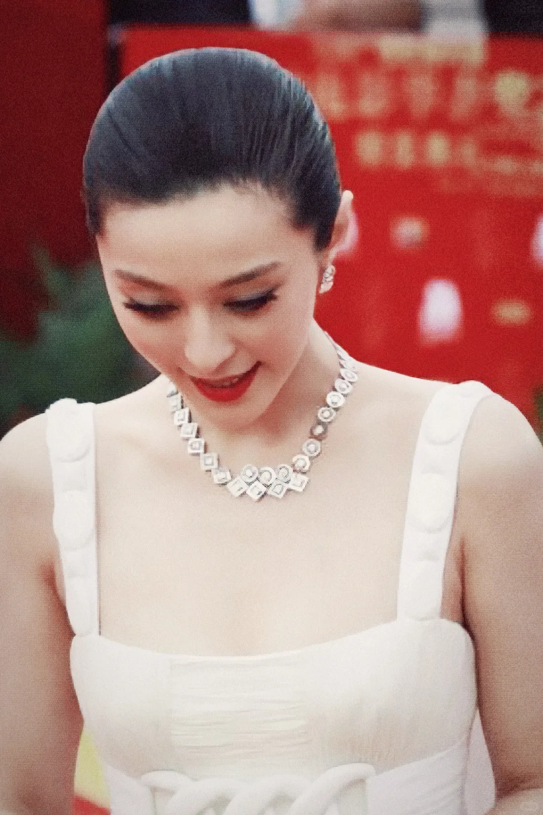 此女浑身上下无一处不美
