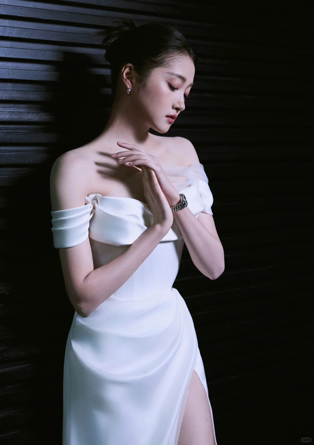 关晓彤， 美丽大方，尽显美人魅力