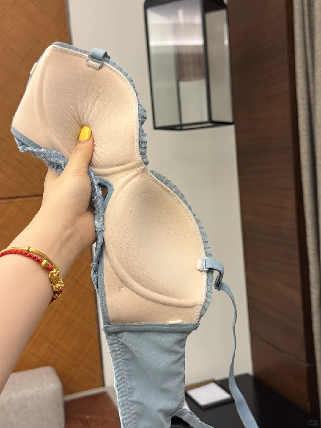 真能让平胸挤出沟的内衣！最后一图我没穿！！！