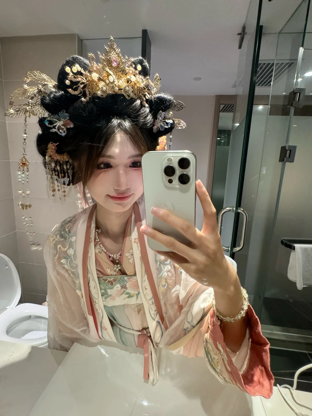 古风小女子来也