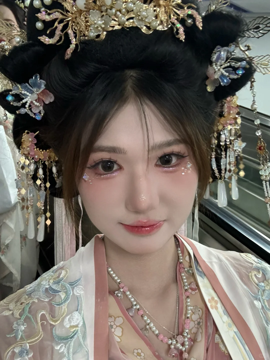 古风小女子来也