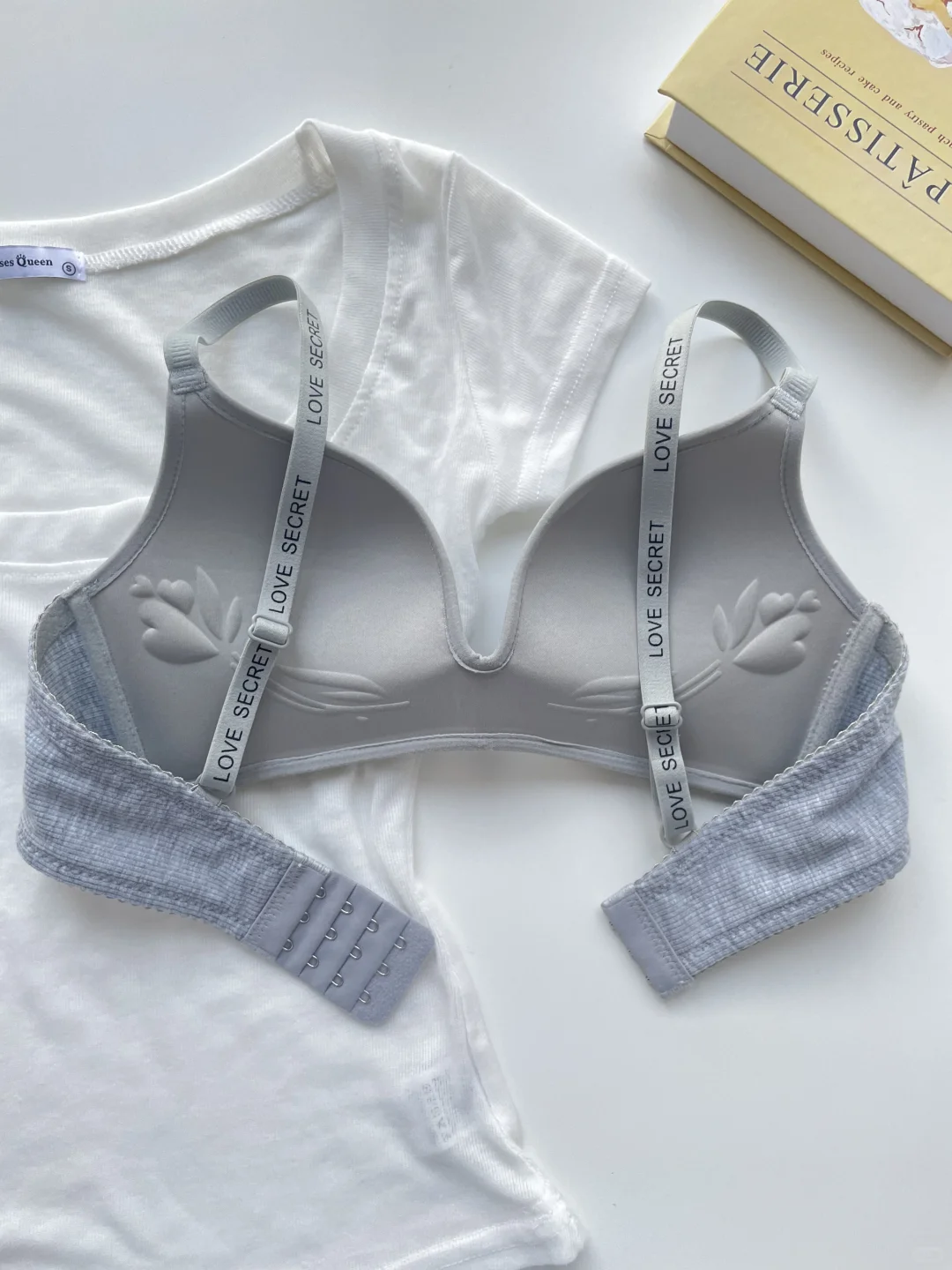 04宽间距+圆盘胸女大爆沟沟小心机（后续！）