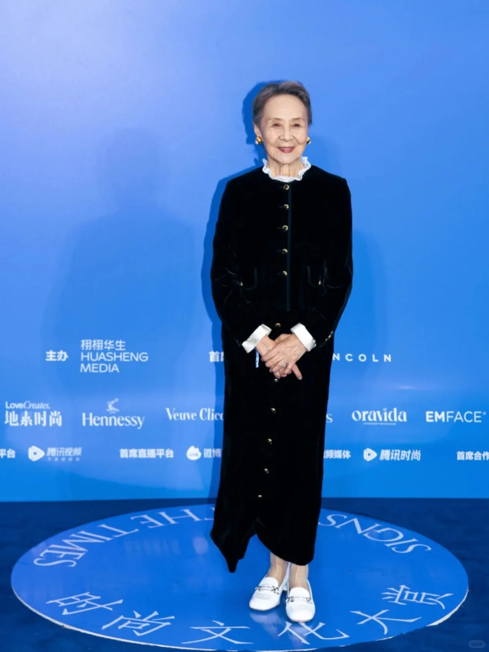 女人从不是花期限定,是终身绽放的光✨