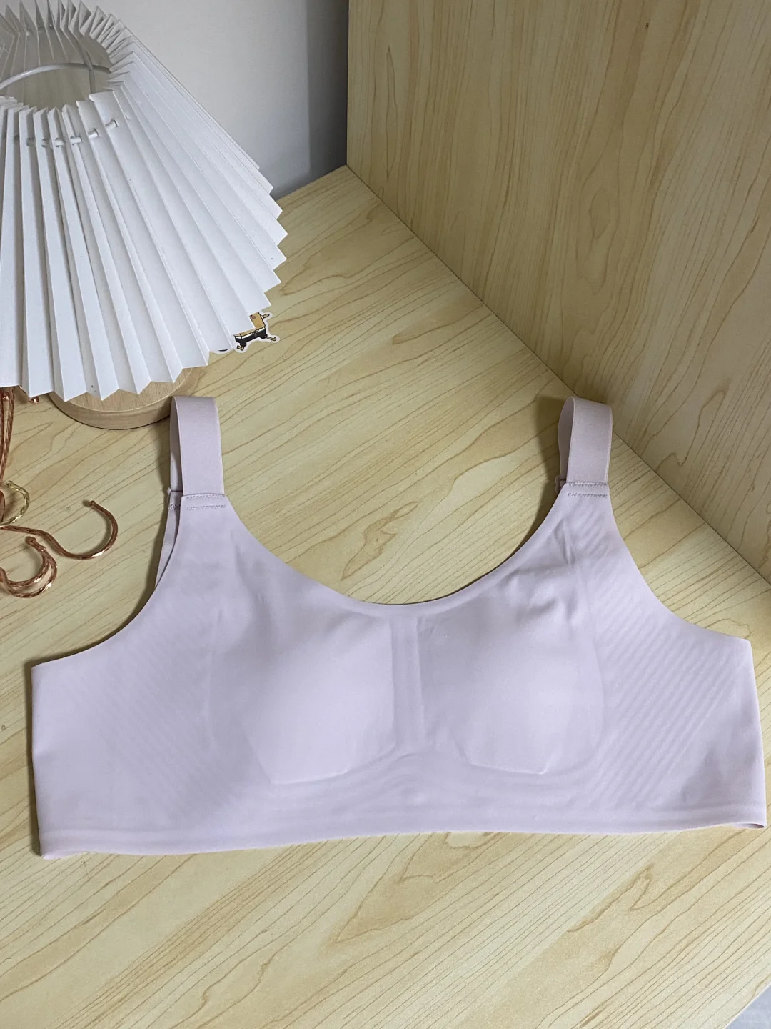 大胸显小内衣出浅紫粉了！纯live图分享