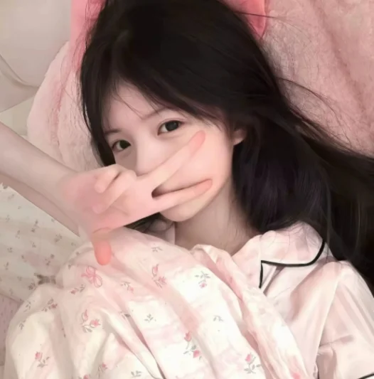 真人甜美头像