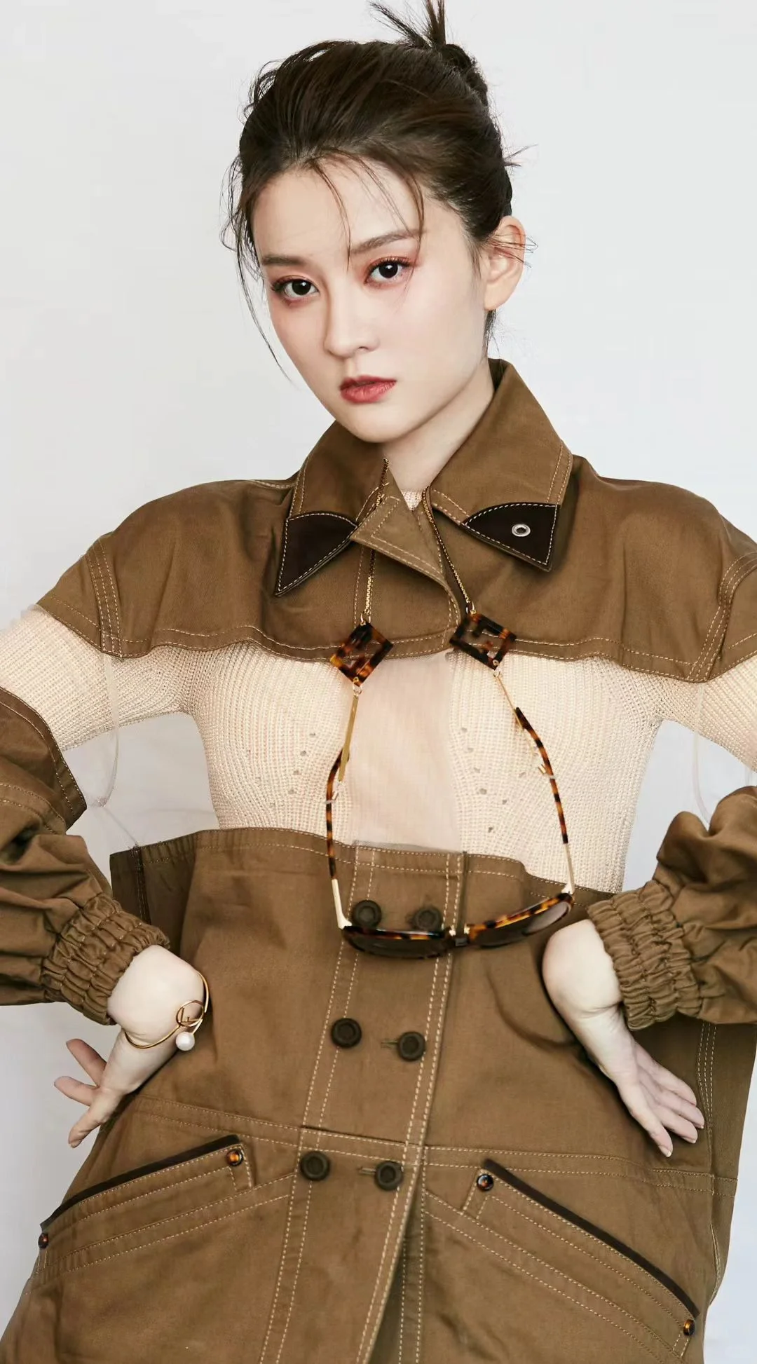 女明星多姿多彩（21）