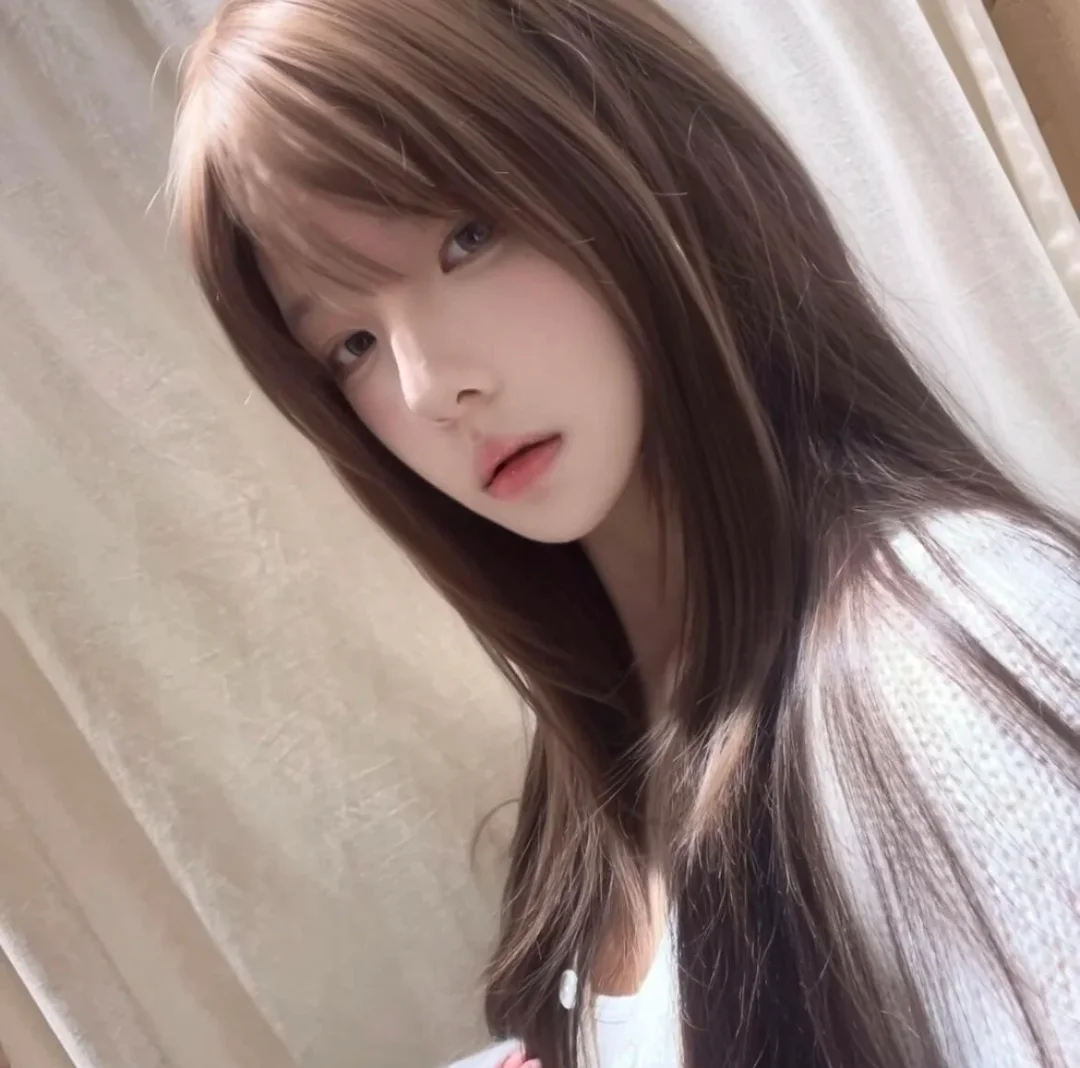 真人甜美头像