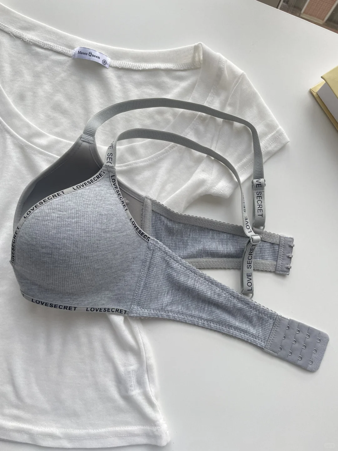 04宽间距+圆盘胸女大爆沟沟小心机（后续！）